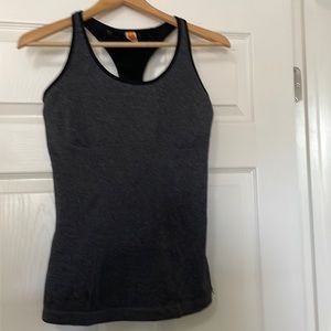 Lucy sports bra